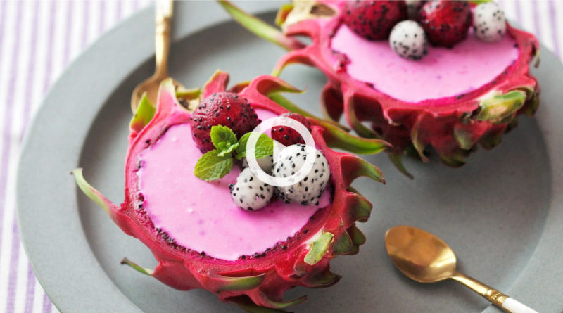 ドラゴンフルーツのレアチーズケーキ