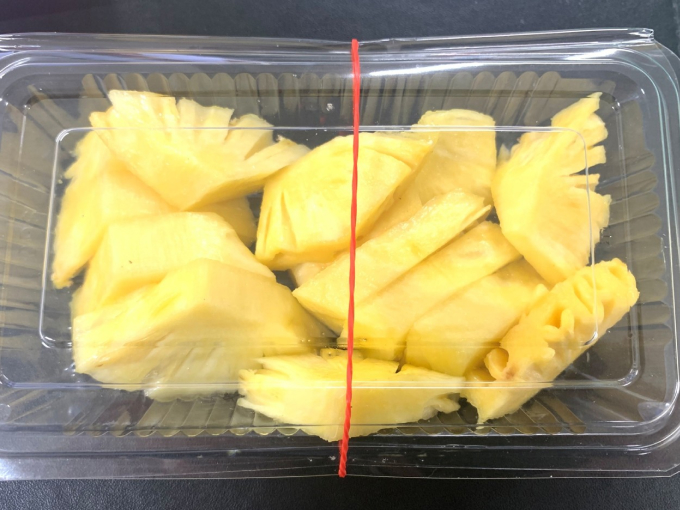 やんばる産カットパイン